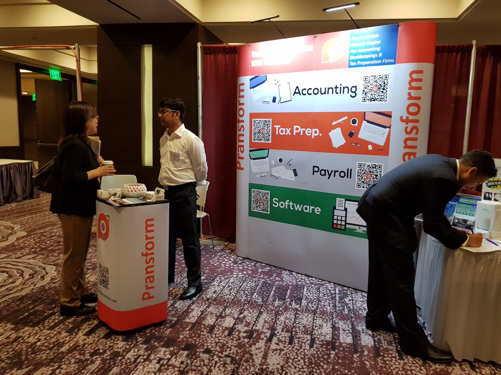 Trade show photo 11