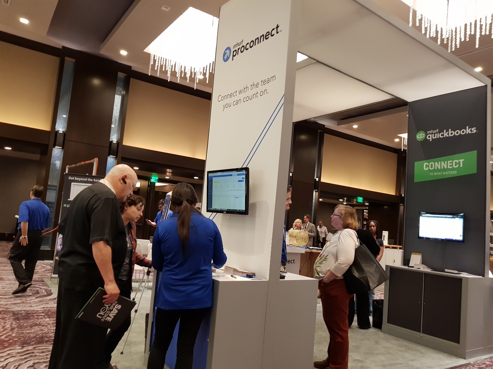 Trade show photo 26