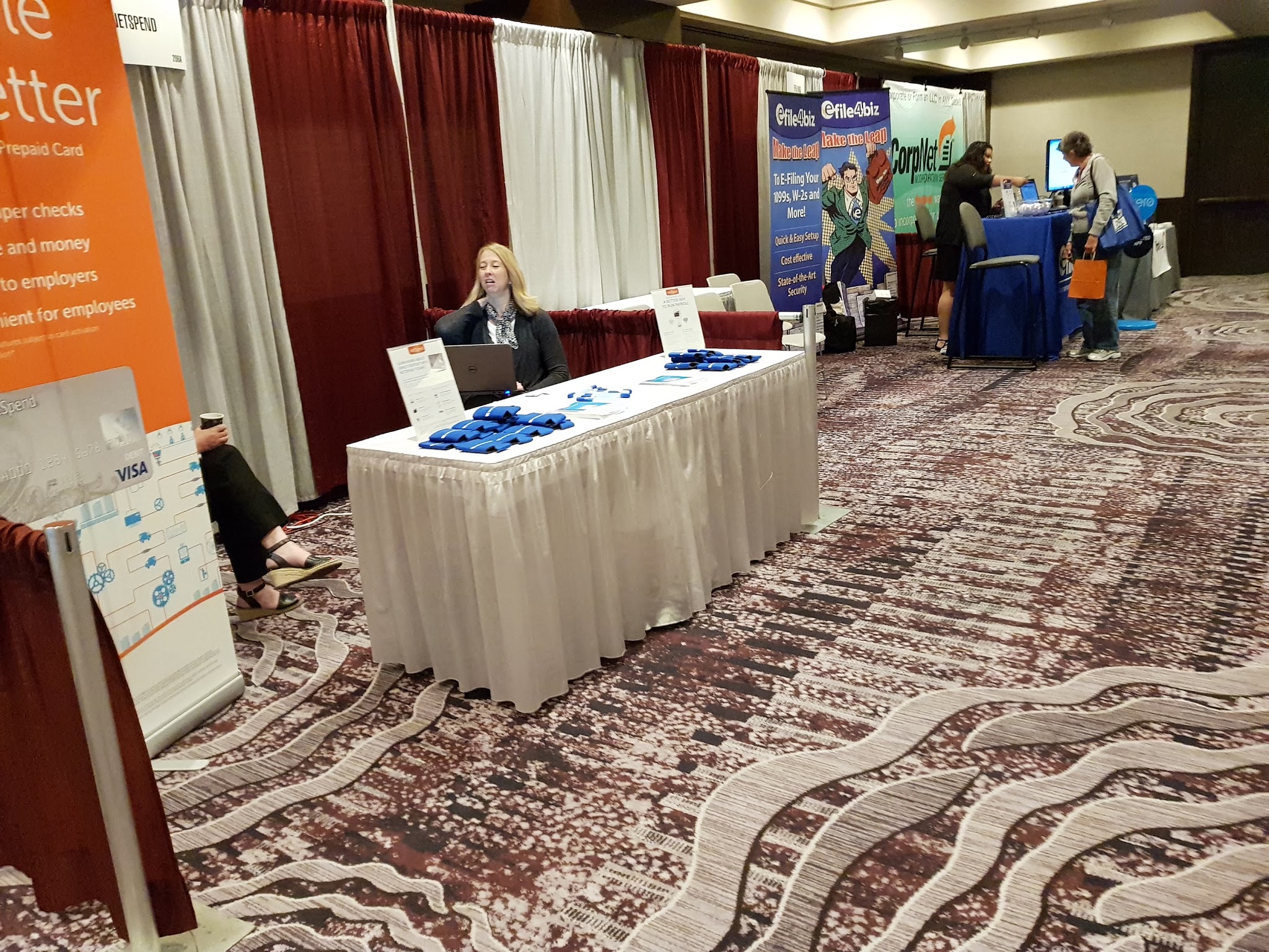 Trade show photo 9