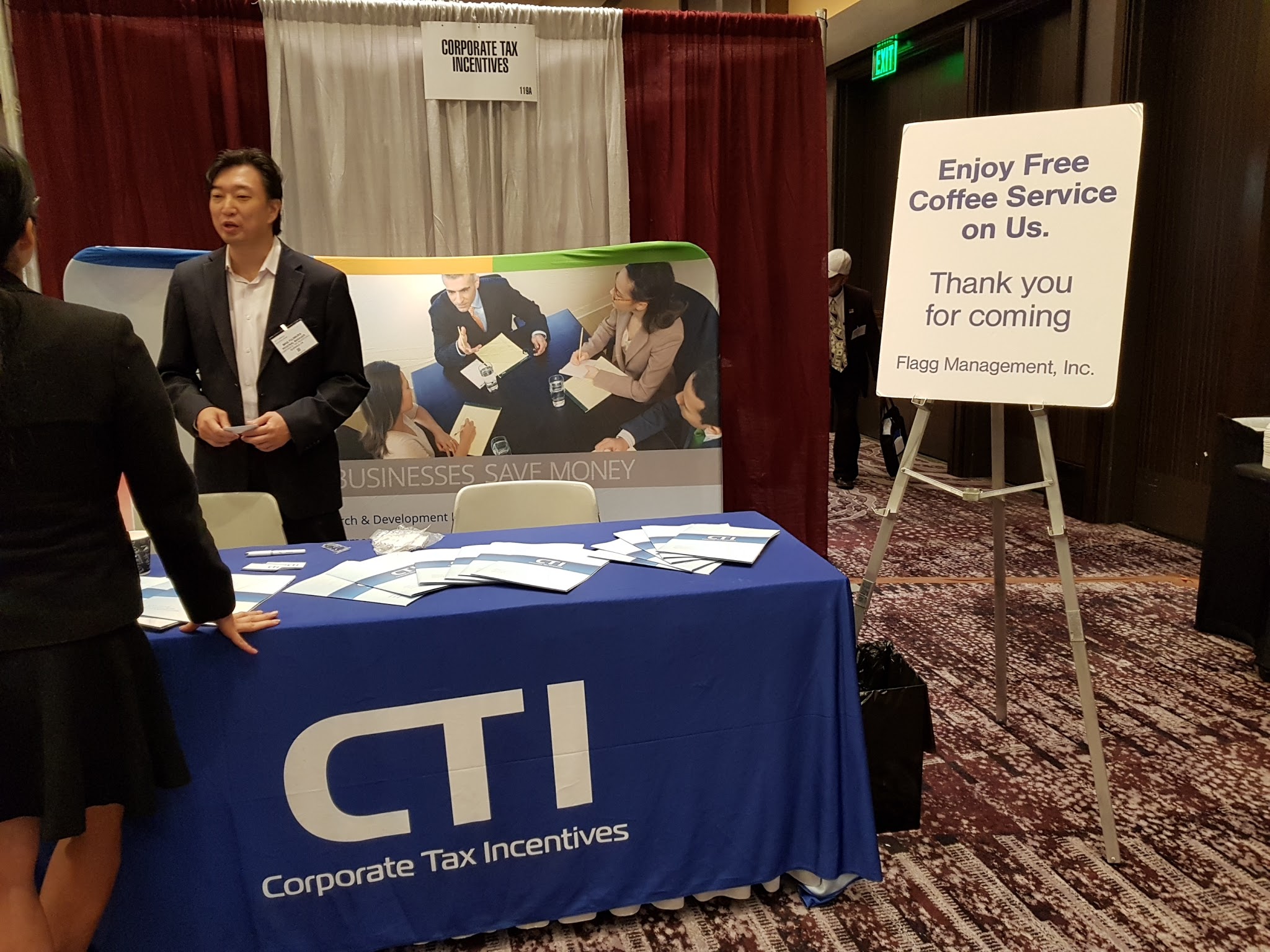 Trade show photo 12