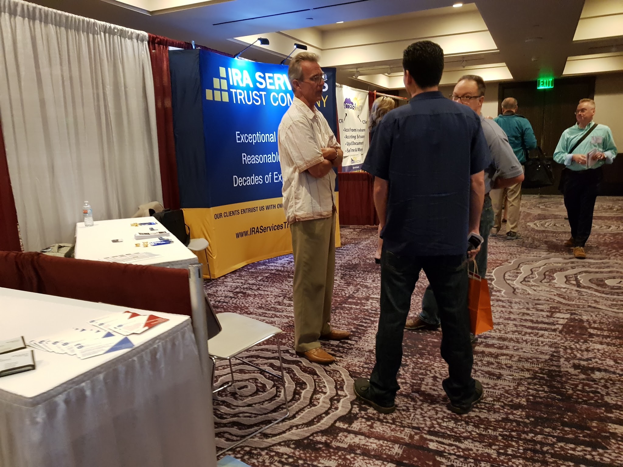 Trade show photo 16
